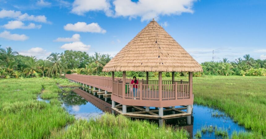 découvrez notre sélection de gazebos élégants et fonctionnels, idéaux pour embellir votre jardin ou votre terrasse. profitez d'un espace ombragé pour vous détendre ou recevoir vos amis en plein air, tout en ajoutant une touche de style à votre extérieur.