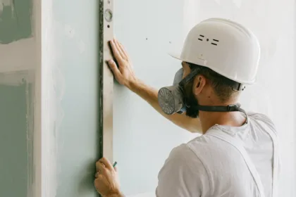 découvrez tout ce que vous devez savoir sur le drywall : ses avantages, son installation et ses applications dans la construction et la rénovation. transformez vos espaces avec ce matériau pratique et efficace.