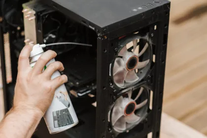 découvrez des méthodes efficaces pour enlever la colle de différentes surfaces sans endommager les matériaux. suivez nos conseils pratiques et astuces pour un retrait facile de la colle.