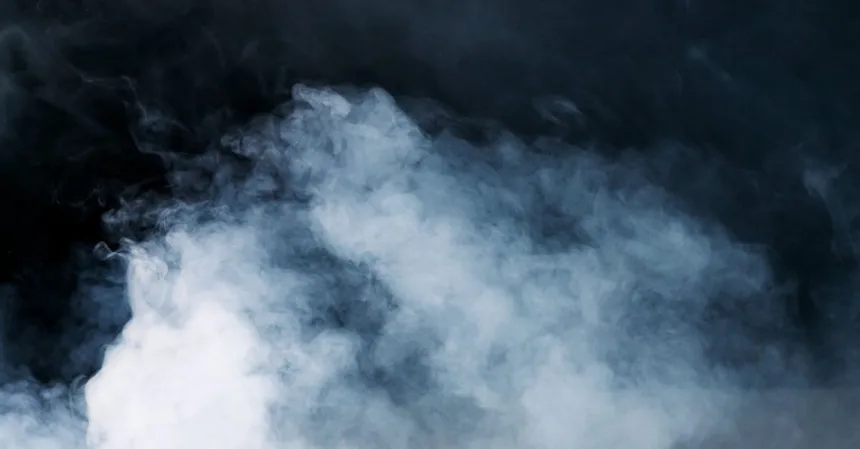découvrez le phénomène de la 'white haze', une brume mystique qui enveloppe les paysages, créant une atmosphère envoûtante et mystérieuse. explorez son impact sur la nature et les expériences uniques qu'elle offre aux amateurs de photographie et de randonnée.