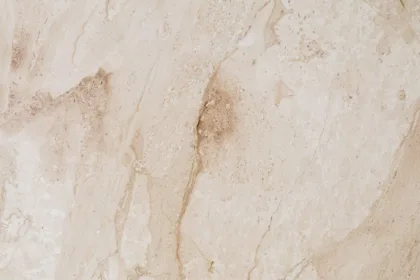 découvrez les avantages du béton poli, une solution esthétique et durable pour vos espaces intérieurs et extérieurs. apprenez-en plus sur ses caractéristiques, son entretien et ses applications variées.