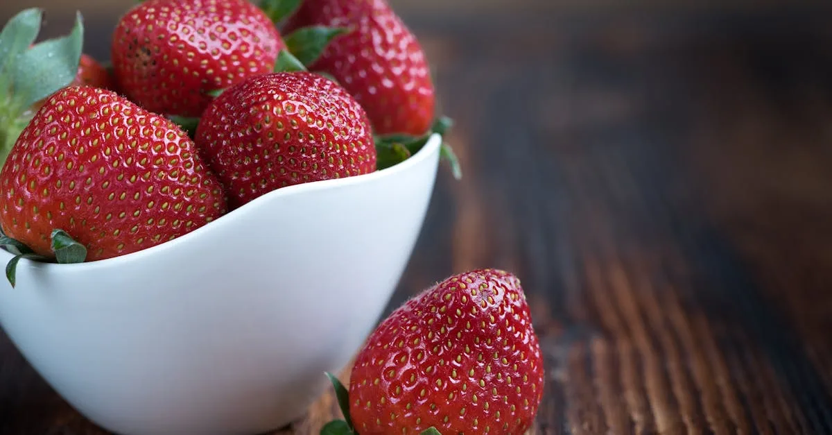 découvrez la richesse et la variété des fruits, des aliments naturels et savoureux, riches en vitamines et minéraux essentiels pour votre santé. apprenez comment les intégrer dans votre alimentation quotidienne pour profiter de leurs bienfaits nutritifs.