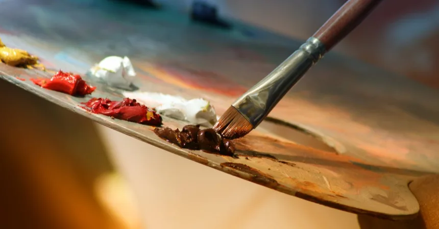 découvrez des techniques efficaces pour enlever la peinture de diverses surfaces avec facilité et efficacité. que ce soit pour des projets de rénovation ou d'artisanat, apprenez à choisir les meilleurs produits et méthodes pour restaurer vos surfaces sans les endommager.