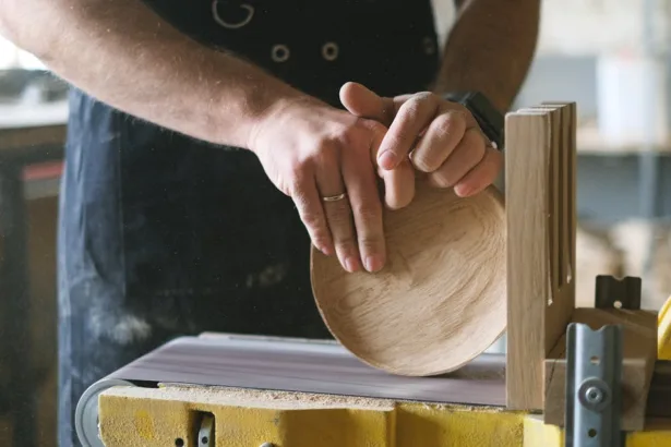 découvrez notre gamme de machines de menuiserie, conçues pour les artisans et les amateurs de bricolage. optimisez votre créativité et votre efficacité avec des équipements de qualité, adaptés à tous vos projets de bois.