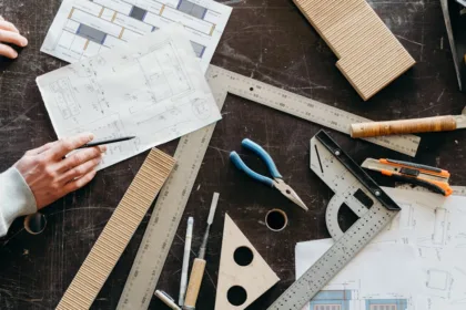 découvrez des techniques efficaces pour la réparation du bois. que ce soit pour restaurer des meubles ou pour des projets de bricolage, apprenez à réparer et entretenir vos surfaces en bois avec des conseils pratiques et des astuces d'experts.