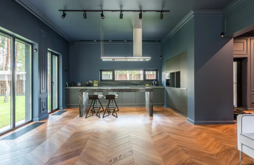 poncer un parquet vitrifiée