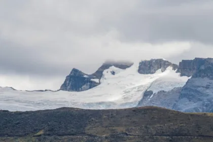 découvrez des avis de décès récents et hommage aux personnes disparues, avec informations sur les funérailles et souvenirs partagés.