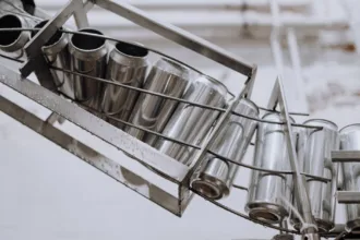 découvrez notre système de profilés en aluminium, alliant robustesse et modularité pour vos projets industriels et architecturaux.