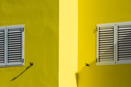 climashield facade paint : peinture extérieure haute performance offrant une protection durable contre les intempéries et un rendu esthétique impeccable pour vos façades.