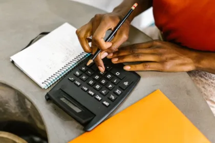 obtenez une estimation précise et rapide pour vos besoins grâce à notre service fiable et simple d'utilisation.
