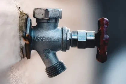 services de plomberie professionnels et fiables pour tous vos besoins en installation, réparation et entretien à domicile ou en entreprise.