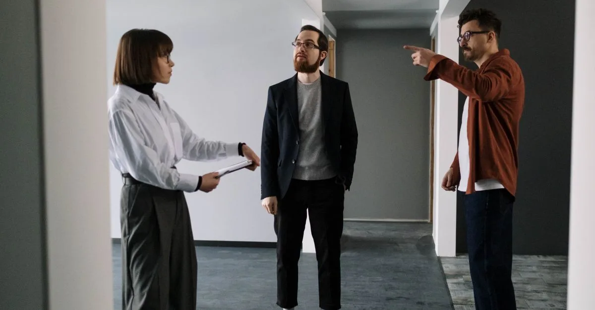 découvrez des conseils efficaces pour persuader les acheteurs et augmenter vos ventes grâce à des techniques éprouvées de persuasion.
