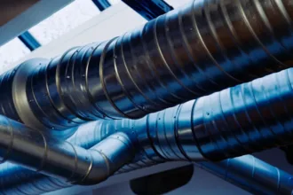 découvrez comment installer un système de ventilation double flux pour améliorer la qualité de l'air intérieur et optimiser l'efficacité énergétique de votre habitation.