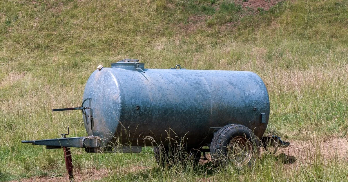 tout savoir sur la fosse septique : fonctionnement, entretien et conseils pour une gestion optimale des eaux usées domestiques.